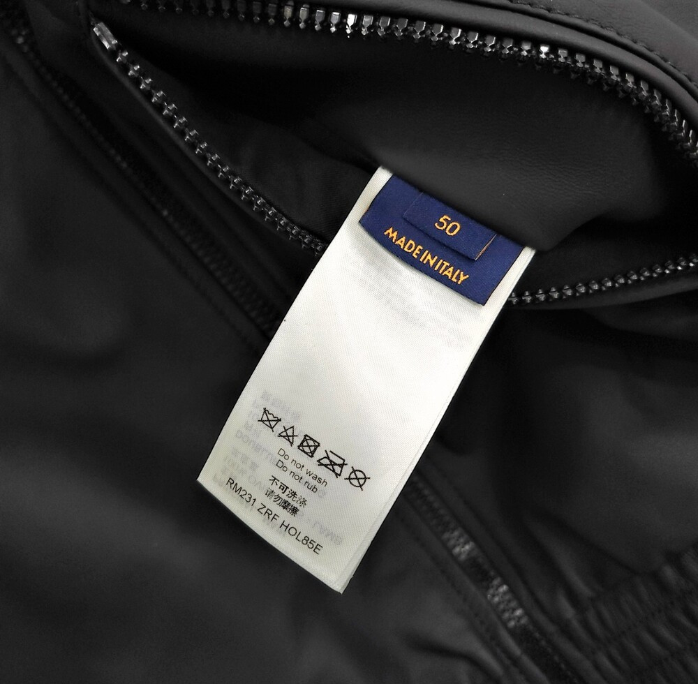 [럭스유] 50 / 루이비통 모노그램 시보리 리버서블 믹스 레더 블루종 자켓