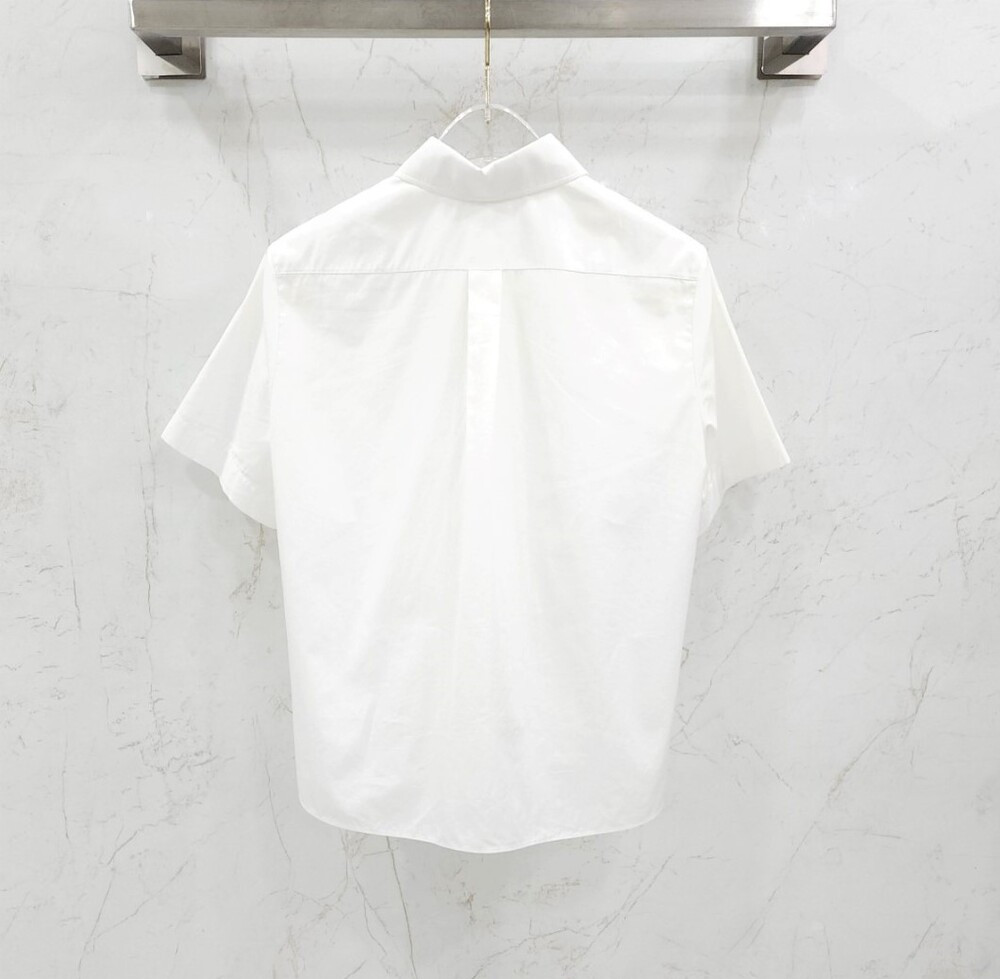 [럭스유] 34 / 디올 크롭 버튼 업 블라우스 111B61A3356