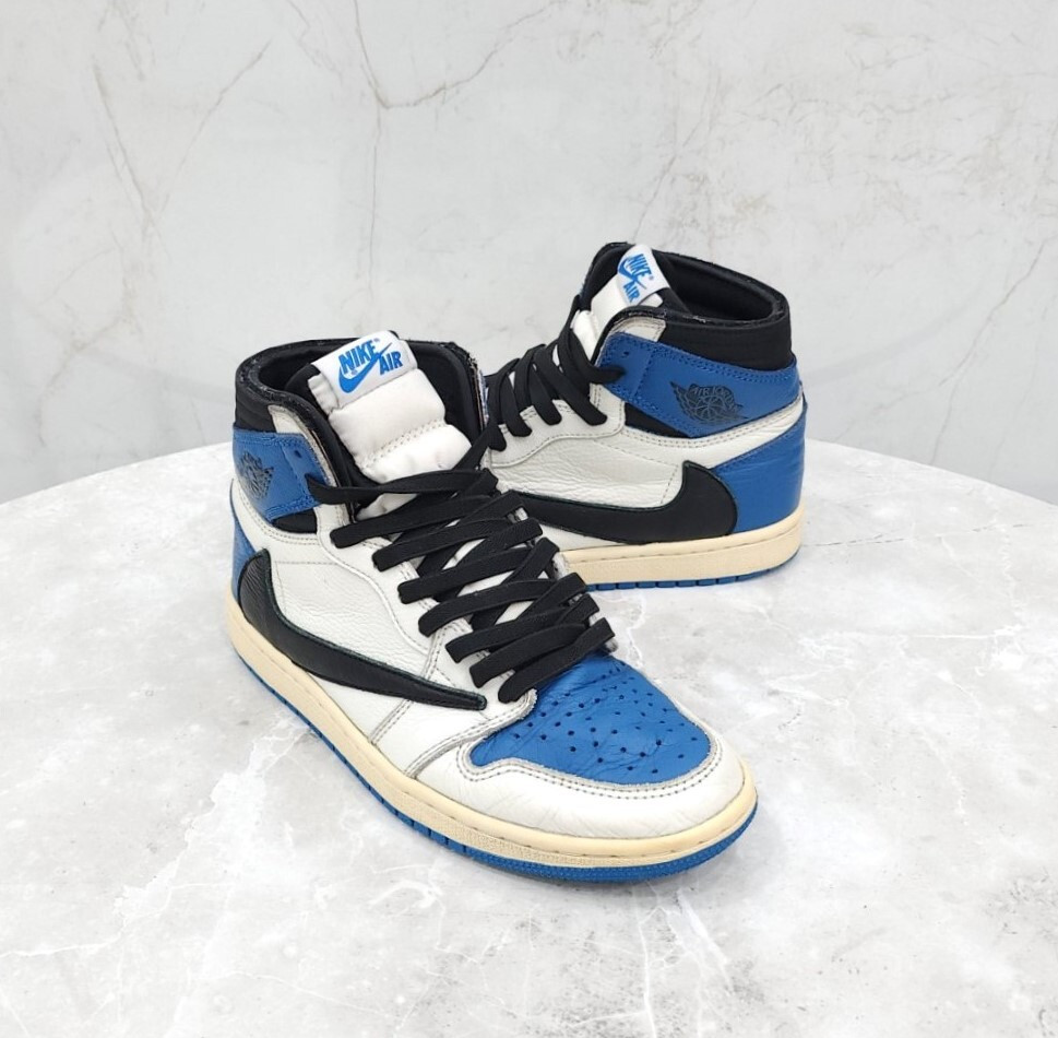 [럭스유] UK6.5 / 나이키 X 트래비스 스캇 프라그먼트 조던1 하이 OG