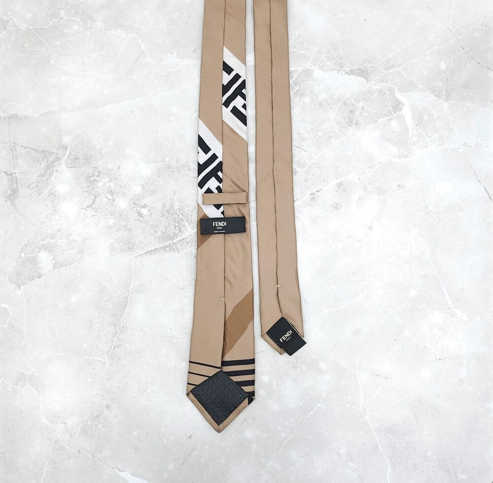 [럭스유] 펜디 FF 실크 모노그램 넥타이