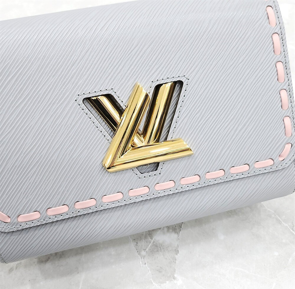 [럭스유] 루이비통 에피 트위스트 캡슐 컬렉션 스티치 크로스백 M58606