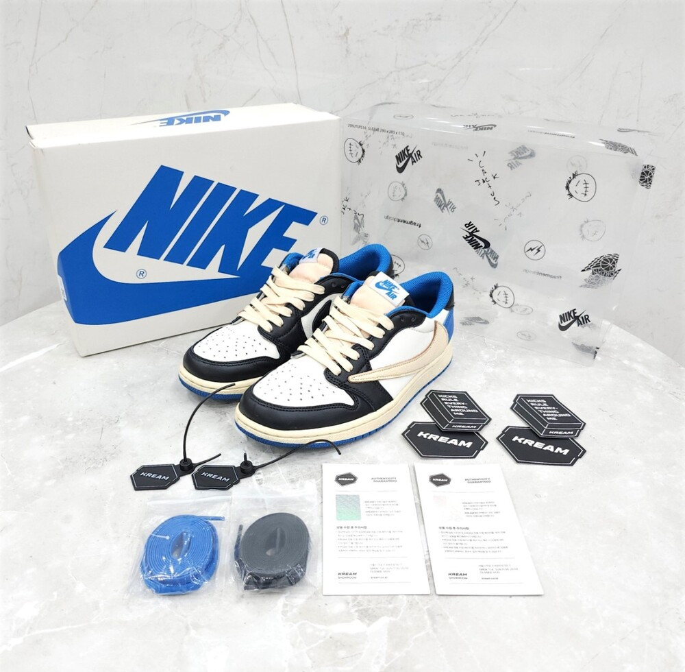 [럭스유] 245 / 나이키 X 프라그먼트 스캇 로우