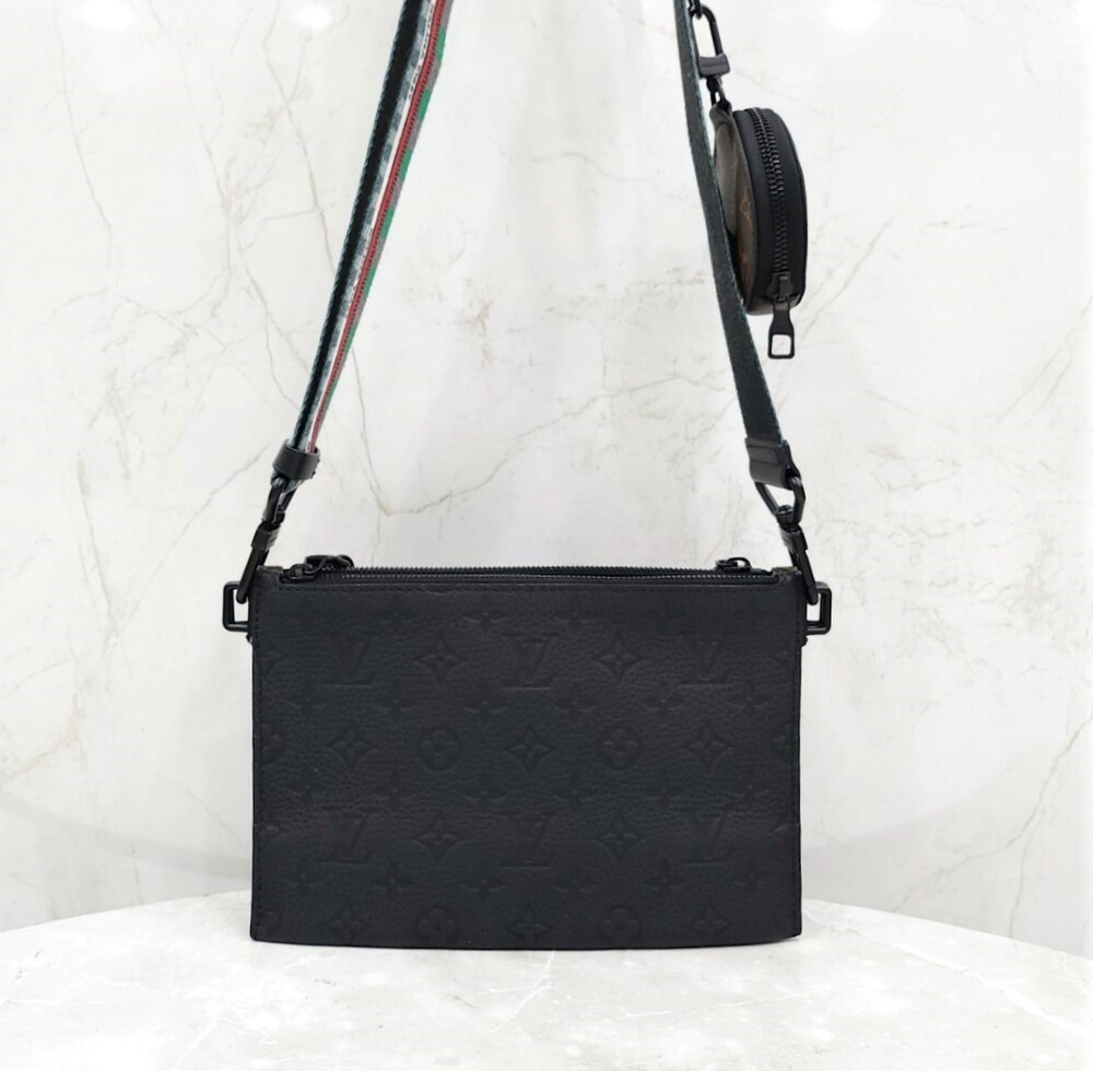 [럭스유] 루이비통 한정판 블랙 토뤼옹 버질아블로 인더루프 크로스백 M59681