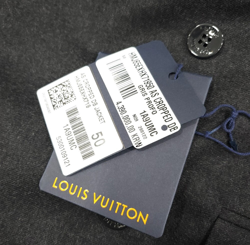 [럭스유] (새상품) 50 / 루이비통 쇼트 캐시미어 플레인 로고 블레이저 자켓