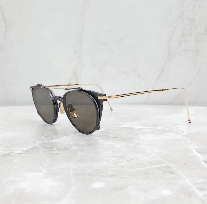 [럭스유] 톰브라운 플립업 선글라스 TBS814