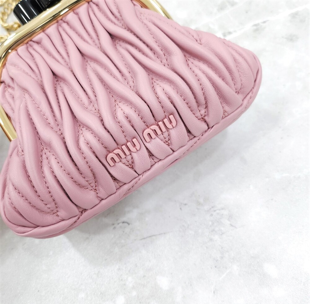 [럭스유] (새상품) 미우미우 벨 미니 클러치 크로스백