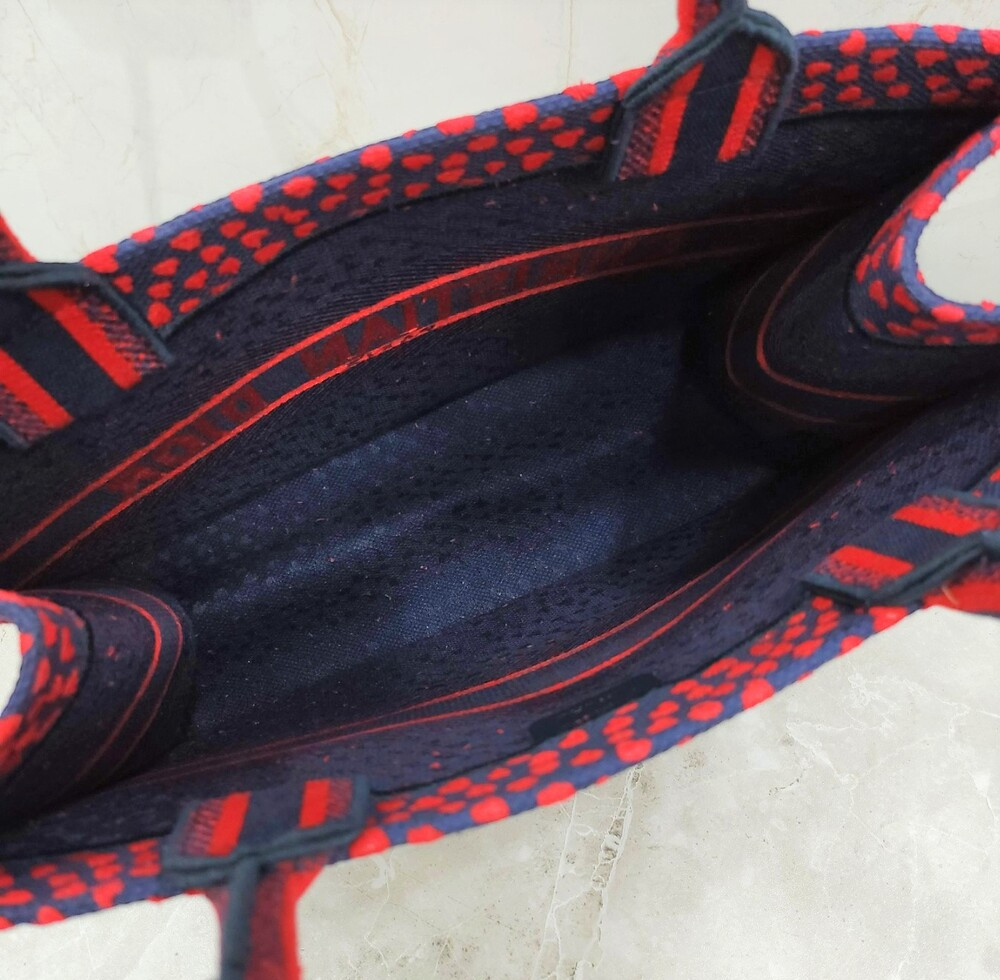 [럭스유] 디올 아이러브파리 북토트백 미디엄