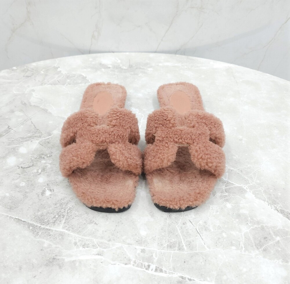 [럭스유] 37 / 에르메스 시어링 오란 샌들 슬리퍼