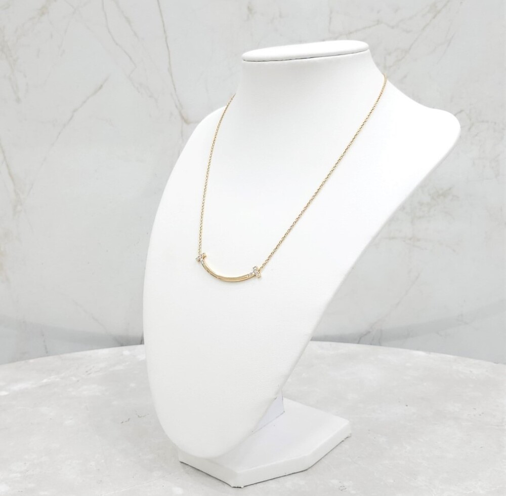 [럭스유] 티파니앤코 다이아 T 스마일 미디엄 펜던트 목걸이