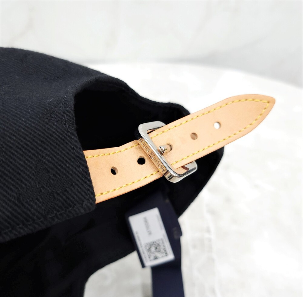 [럭스유] 루이비통 블랙 모노그램 데님 에센셜 볼캡 58