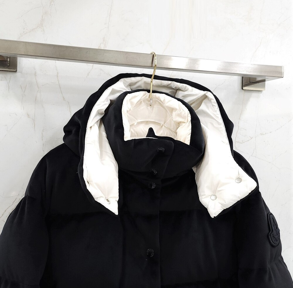 [럭스유] 1 / 몽클레어 여성 블랙 DAOS 다오스 구스 다운 패딩 1A00064