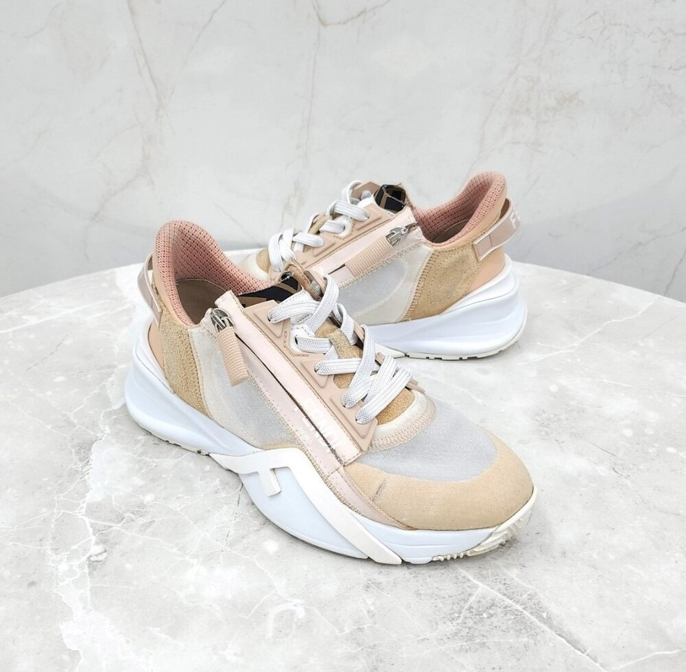 [럭스유] 36 / 펜디 플로우 로고 러너 스니커즈