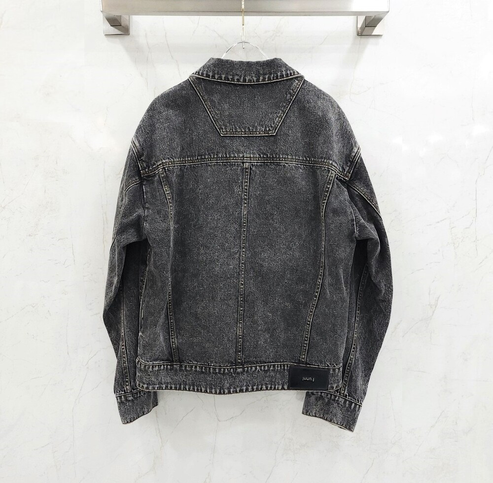 [럭스유] 44 / 준지 흑청 데님 트러커 자켓