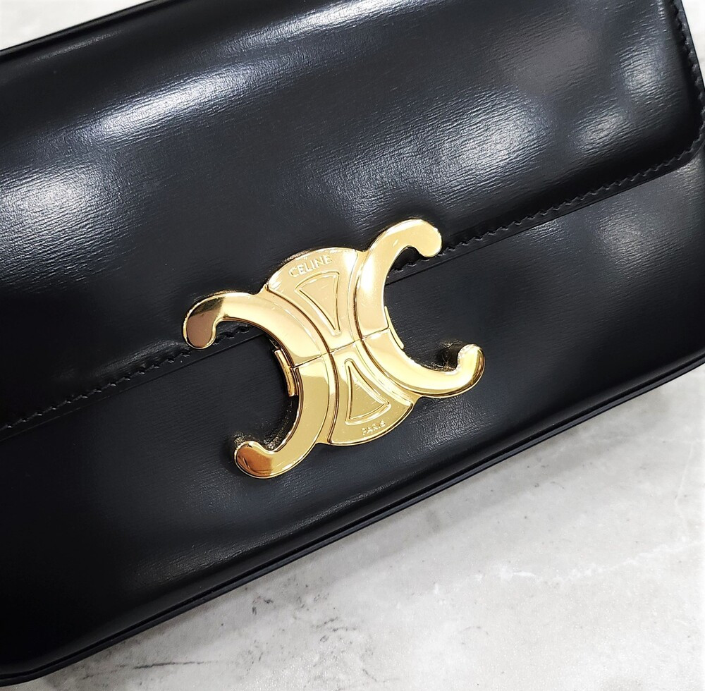 [럭스유] 셀린느 클로드 숄더백 샤이니 카프스킨 194143BF4