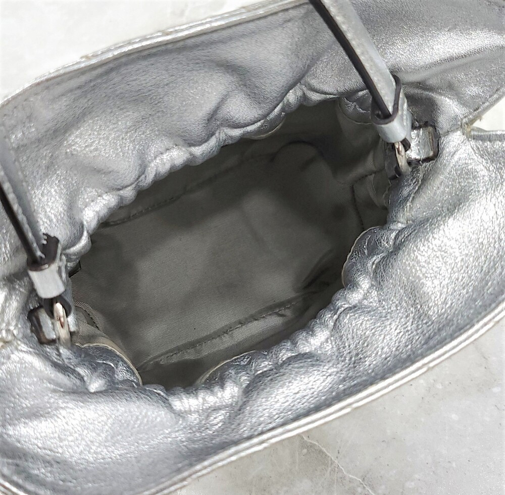 [럭스유] 구찌 블론디 실버 미니 버킷백 760313