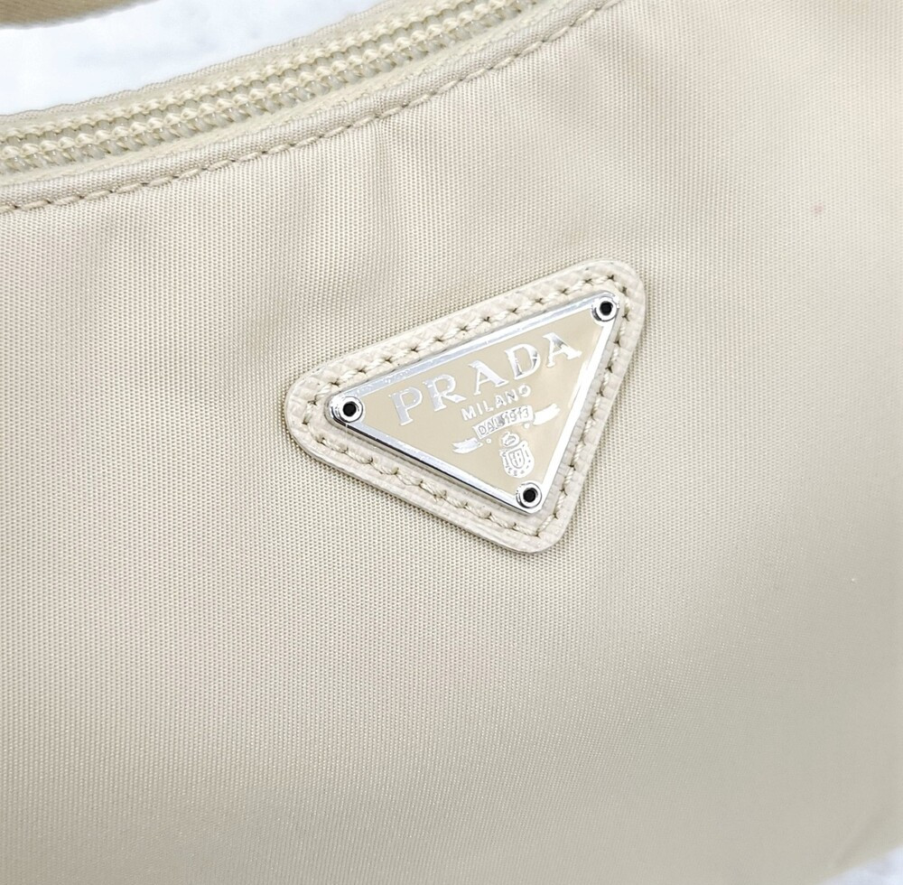 [럭스유] 프라다 삼각로고 리나일론 테수토 호보백 데저트 베이지 1NE515