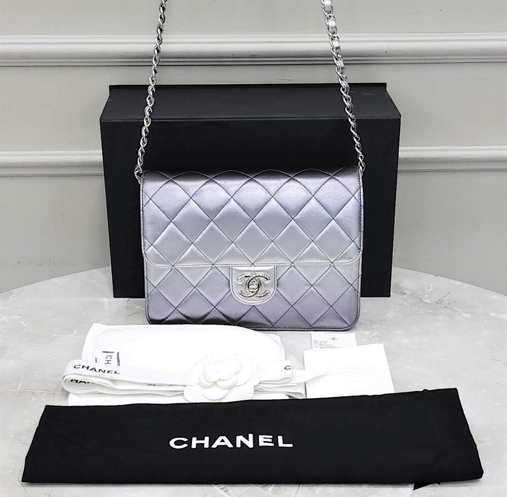 [럭스유] 샤넬 22C 크루즈 컬렉션 플랩백 신형내장칩