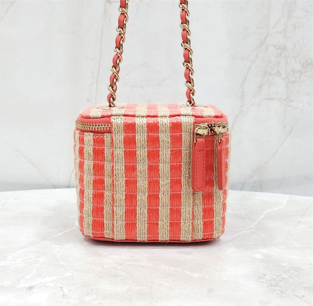 [럭스유] 샤넬 CC로고 스몰 베니티 라피아 체인백