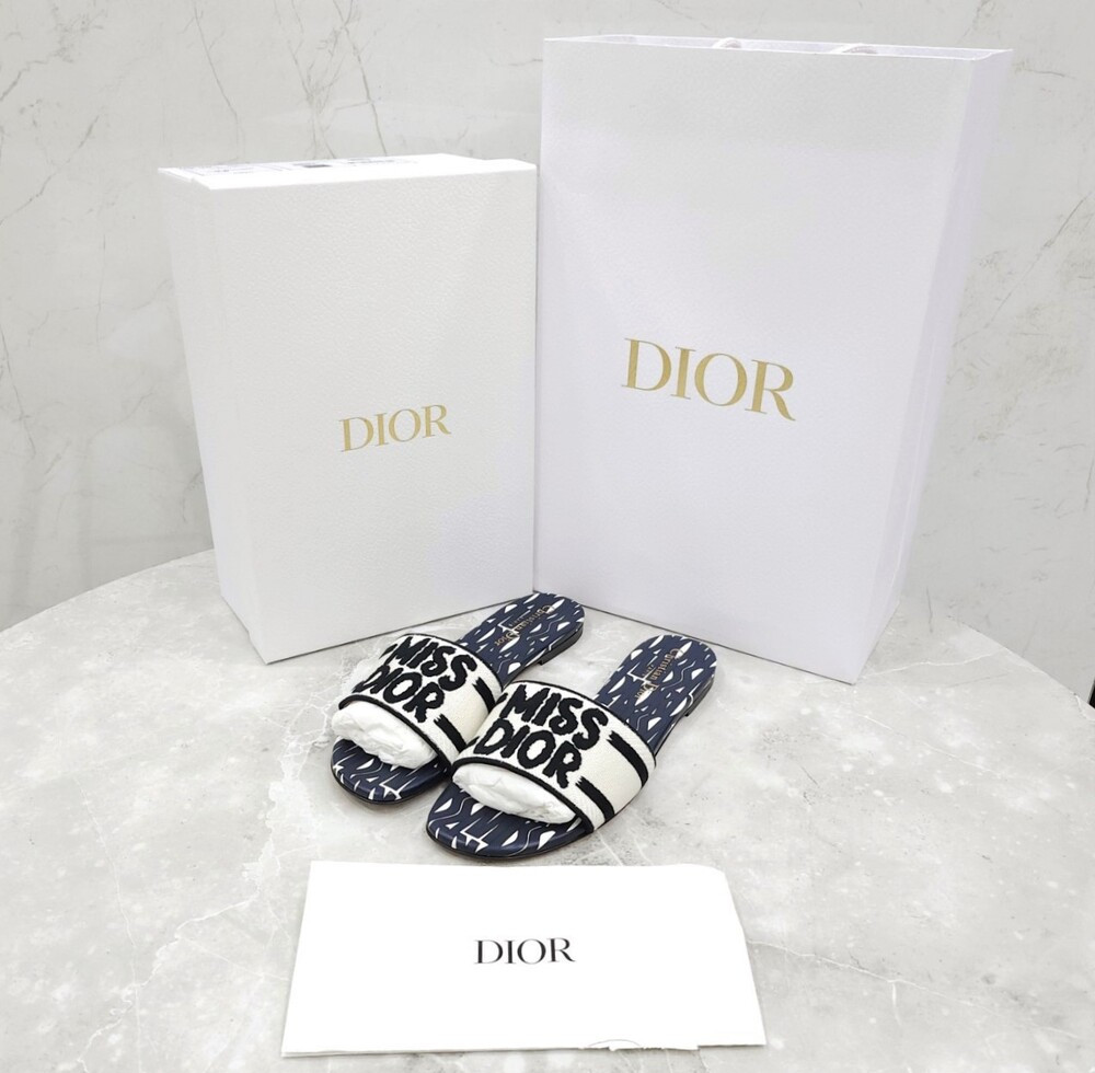 [럭스유] 38 / 디올 미스 디올 자수 코튼 뮬 슬리퍼 KCO109EZO68B