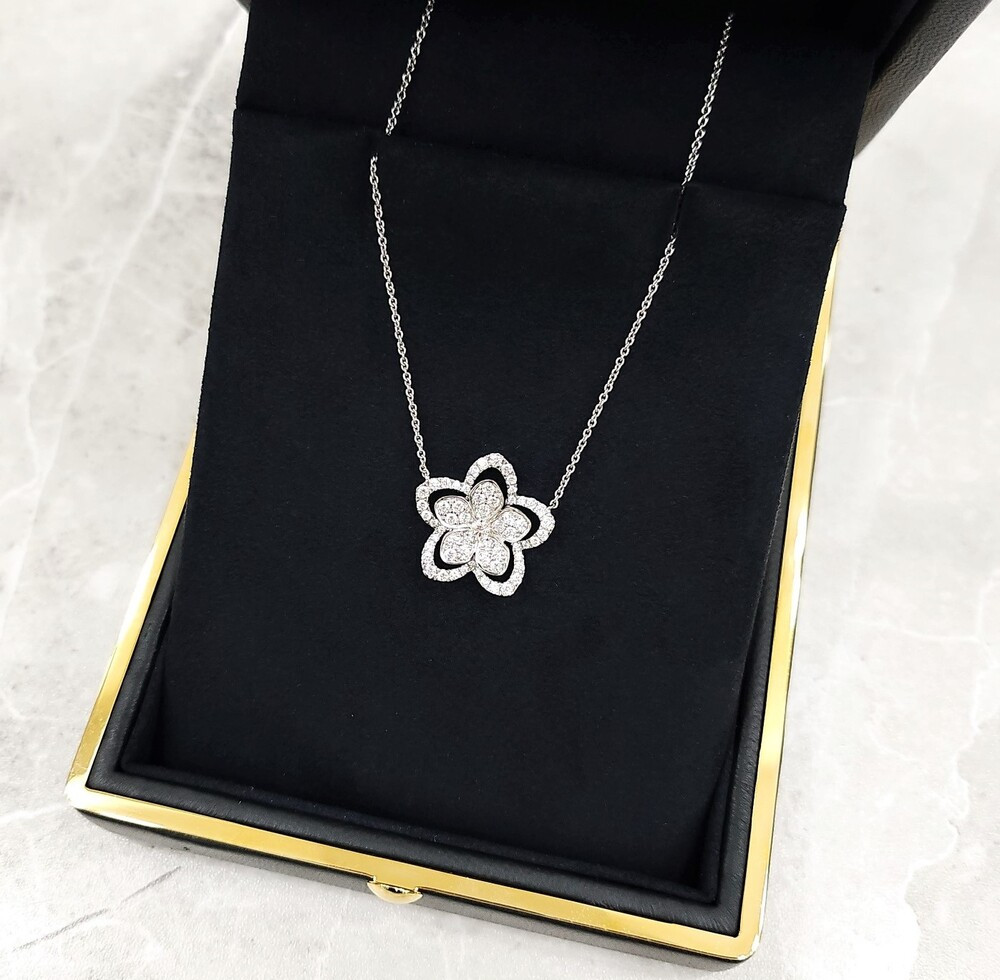 [럭스유] (새상품) 그라프 와일드 플라워 다이아몬드 펜던트 목걸이 RGP775