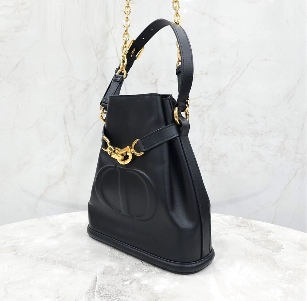 [럭스유] 디올 쎄 디올 블랙 CD 미디엄 백 M2271UBHA_M900