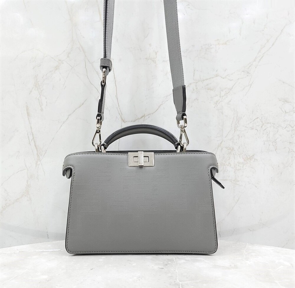 [럭스유] 펜디 아이씨유 X-Cross 피카부 토트 숄더백 7VZ582