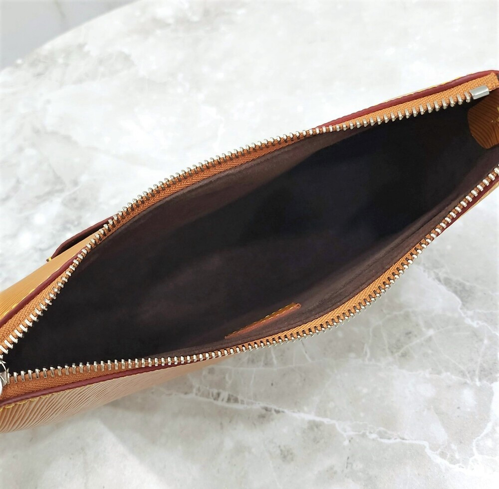 [럭스유] 루이비통 마렐 에피 레더 토트 숄더백 M80794