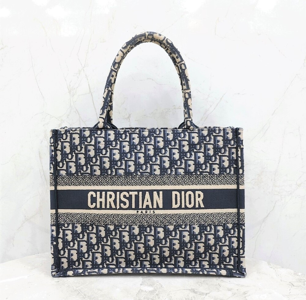 [럭스유] 디올 오블리크 북토트 미디엄 백 에크루 블루 M1296ZRIW