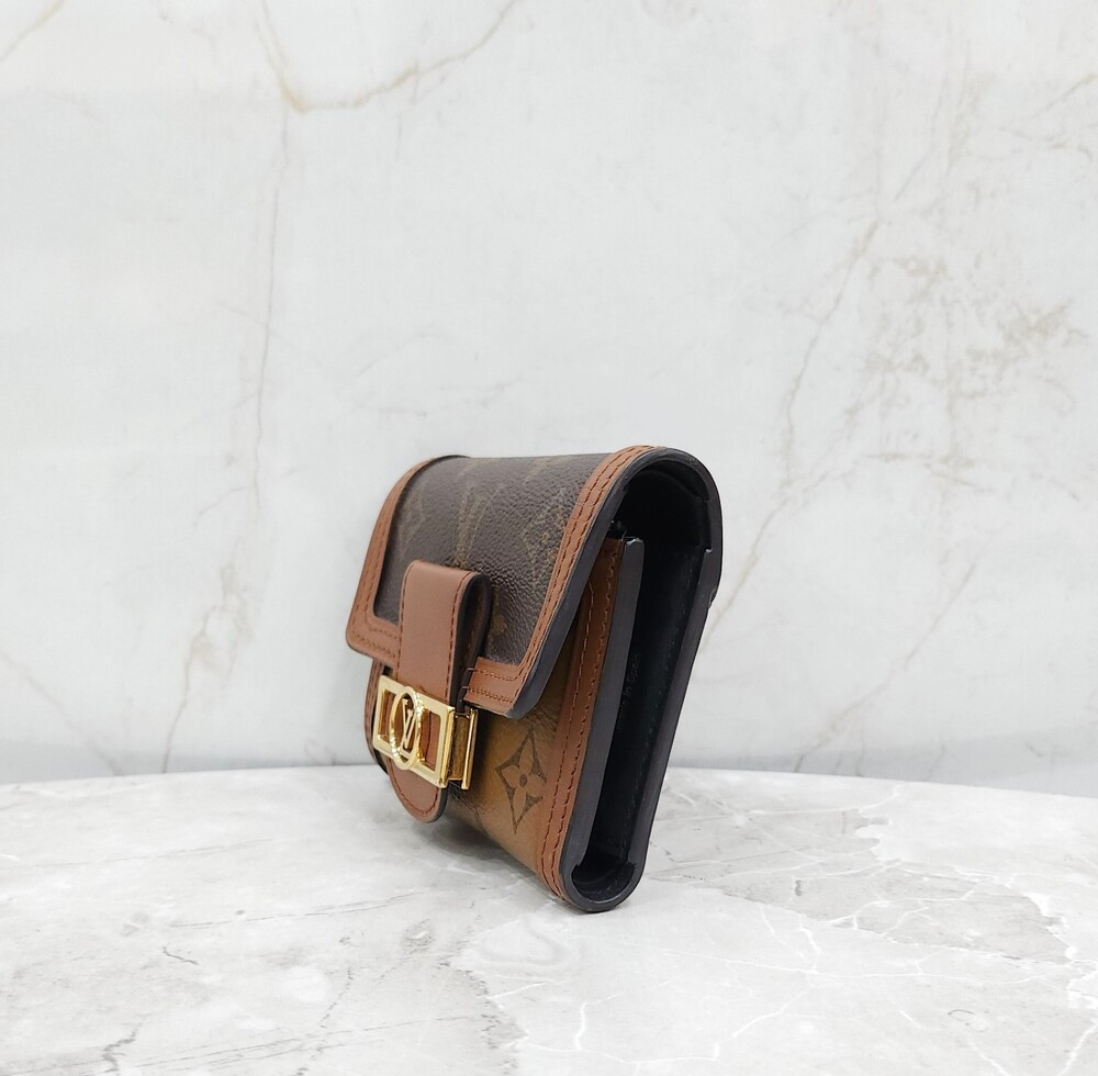 [럭스유] 루이비통 모노그램 도핀 컴팩트 월릿 지갑 M68725