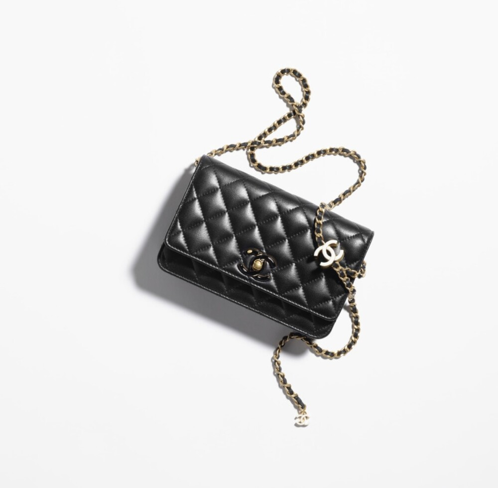 [럭스유] 샤넬 월렛 온 체인 WOC 미니 크로스백 램스킨 AP3938