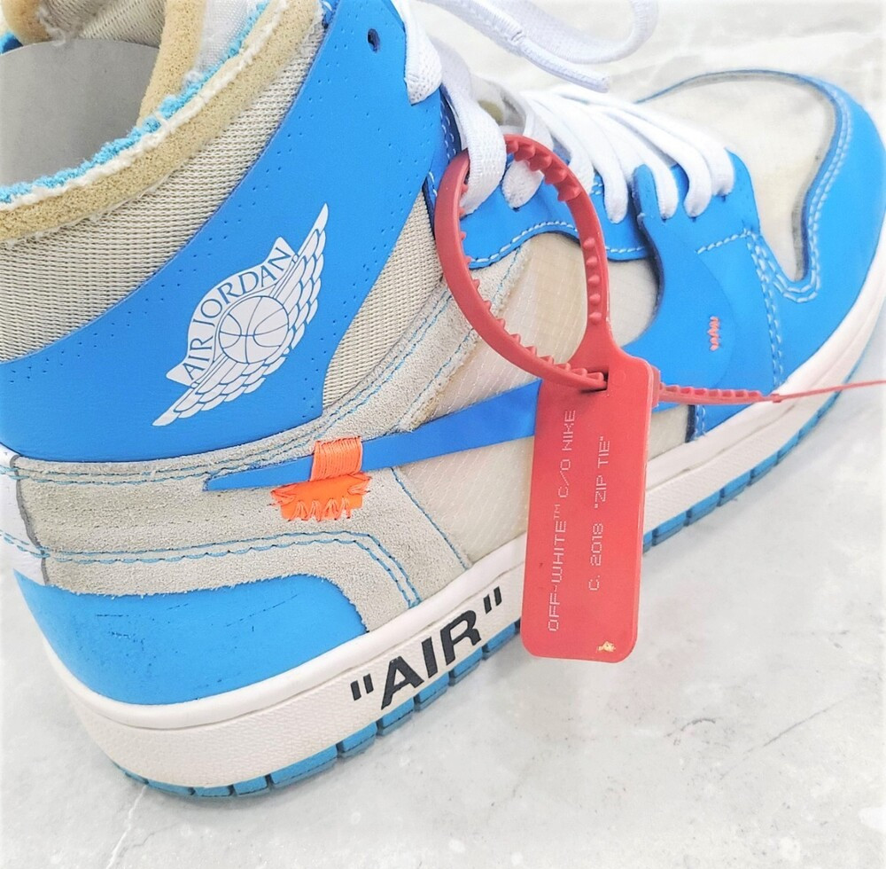 [럭스유] 250 / 나이키 조던1 X 오프화이트 레트로 하이 UNC 파우더블루