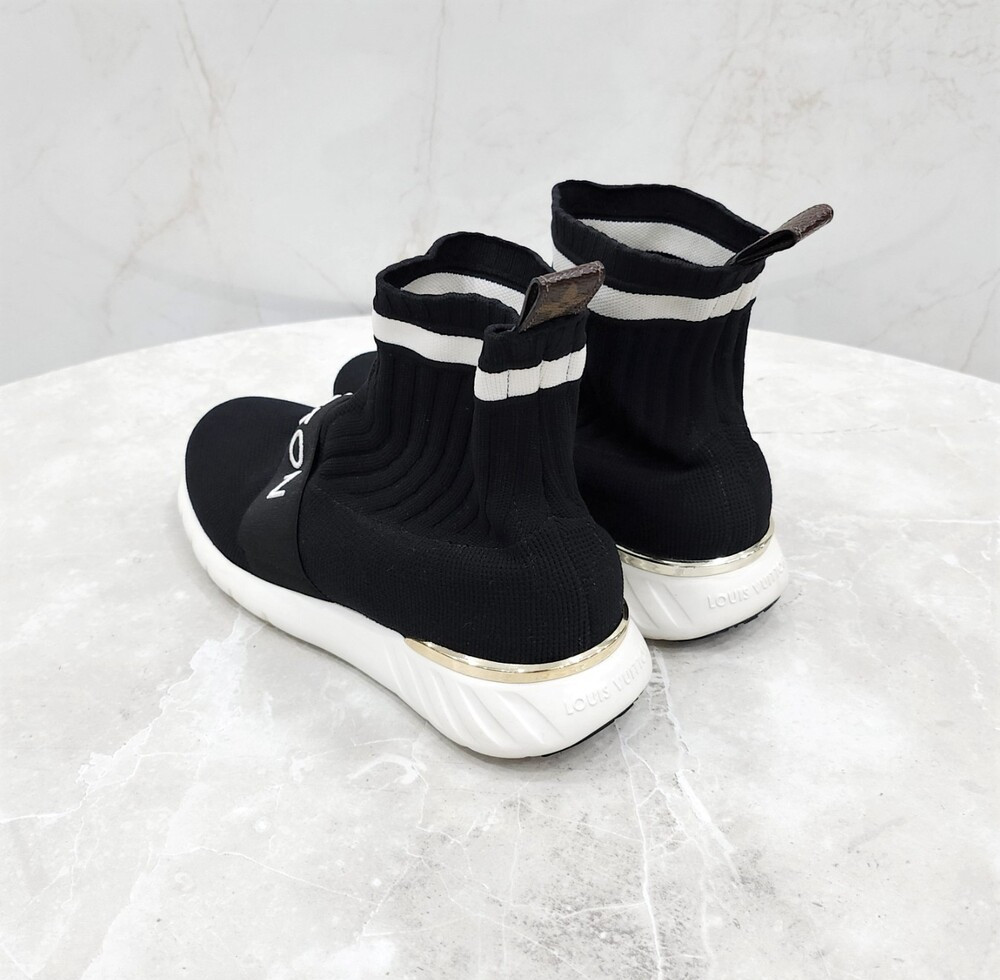[럭스유] 35.5 / 루이비통 블랙 밴딩 로고 애프터게임 삭스 스니커즈