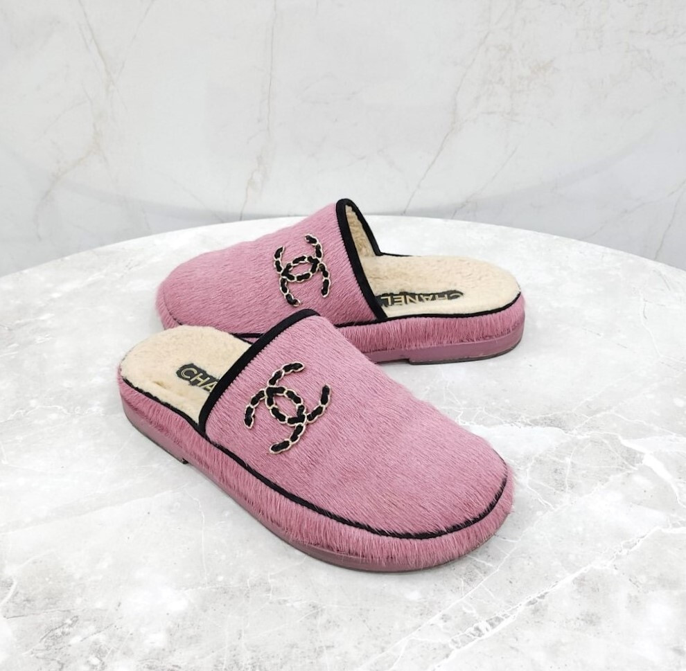 [럭스유] 36 / 샤넬 CC로고 시어링 스웨이드 뮬 핑크 G38648