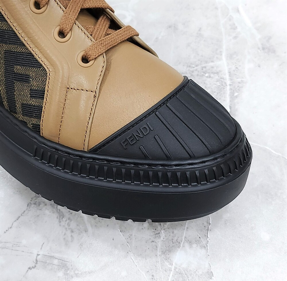 [럭스유] (새상품) 37 / 펜디 FF 자카드 도미노 플랫 부츠 8T8353