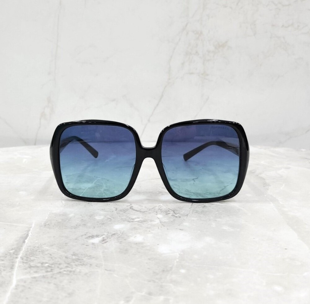 [럭스유] (새상품) 티파니앤코 스퀘어 그라디언트 T 선글라스 0TF4211D