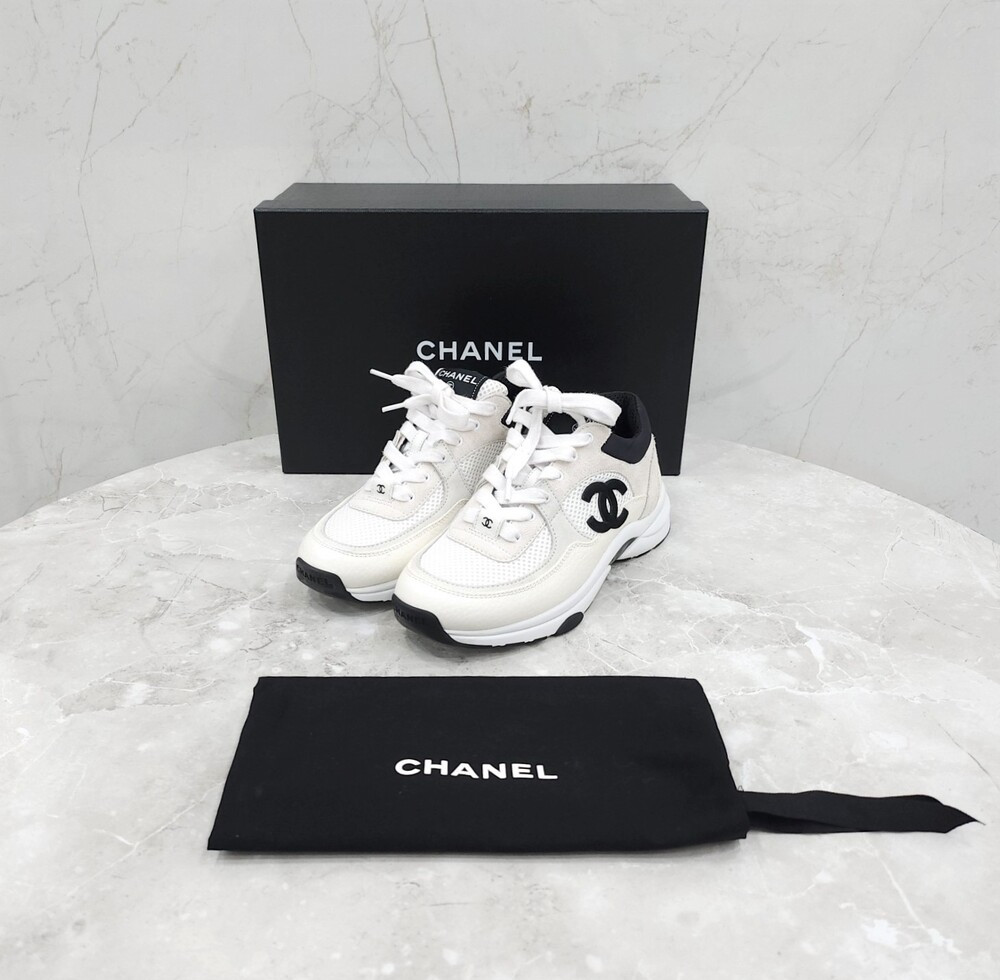 [럭스유] 36.5 / 샤넬 CC로고 화이트 크루즈 스니커즈 G38299