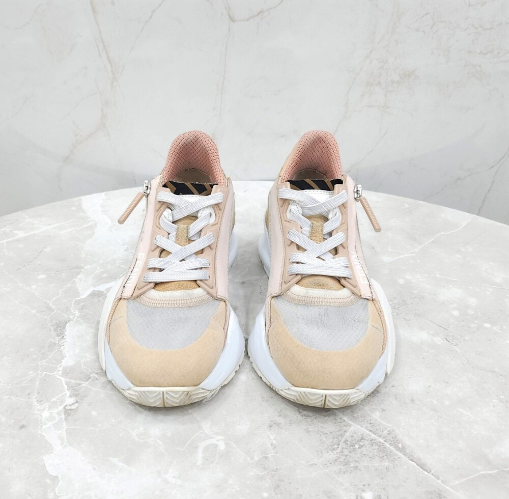 [럭스유] 36 / 펜디 플로우 로고 러너 스니커즈