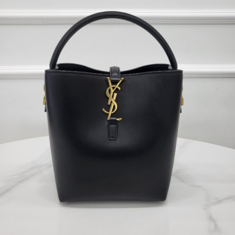 [미다스] 생로랑 LE 37 스몰 버킷백 749036