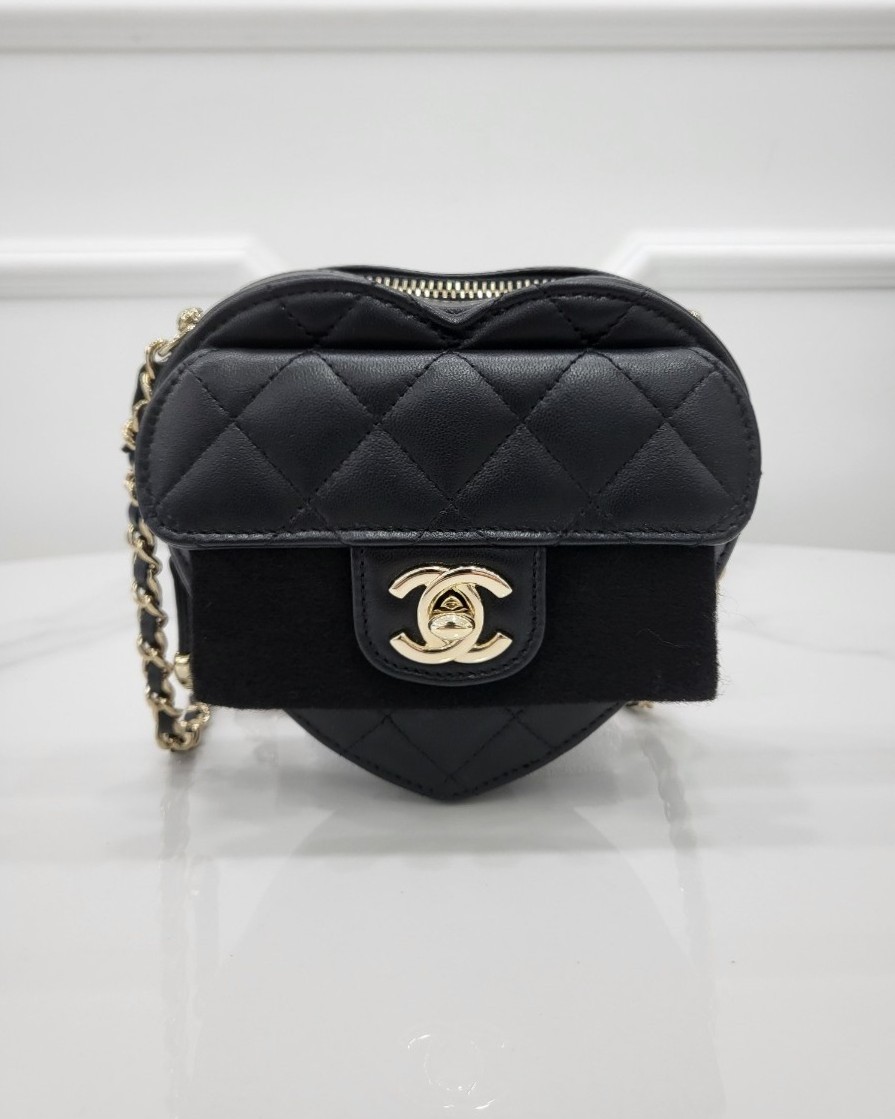 [미다스] 샤넬 하트백 스몰 램스킨 블랙 금장 32번대 AP2784