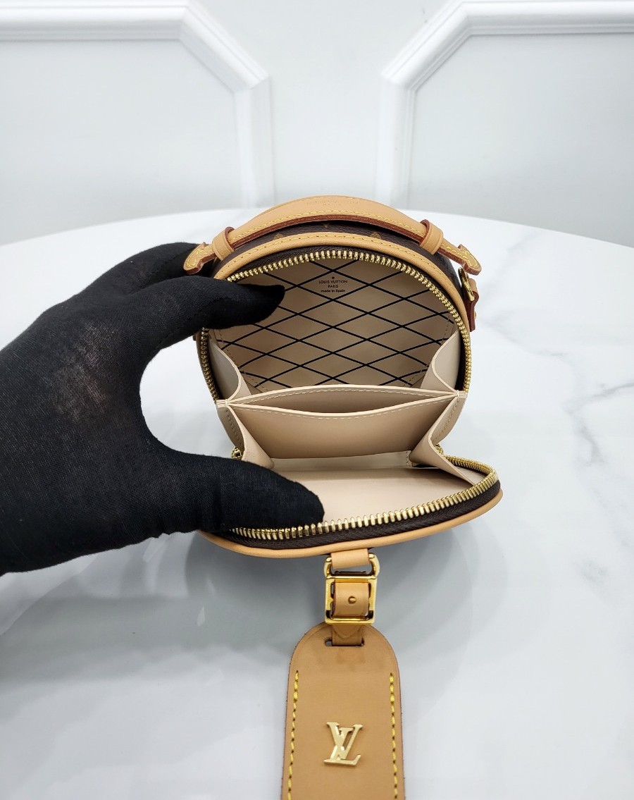 [미다스] 루이비통 모노그램 부아뜨 샤포 숄더백 M44699 내장칩