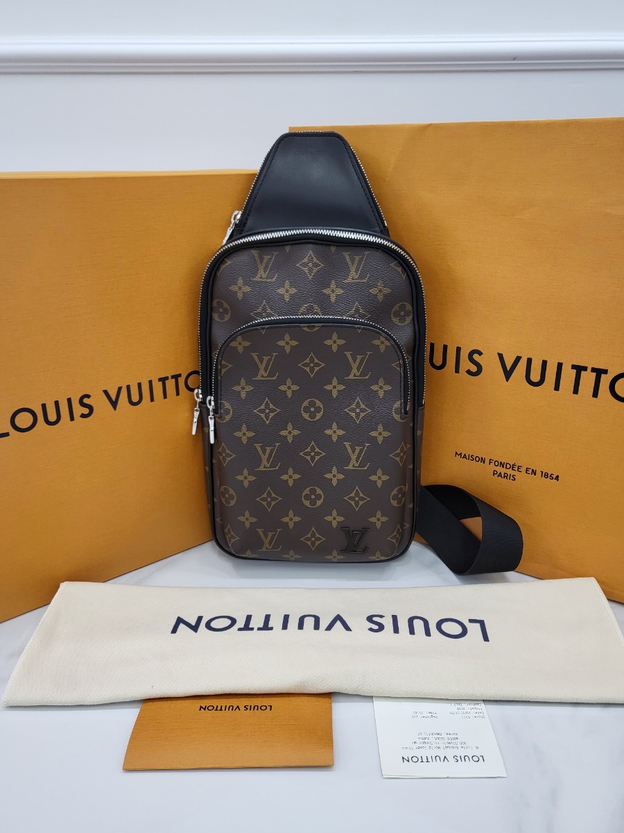 [미다스] 루이비통 모노그램 에비뉴 슬링백 M46327 내장칩