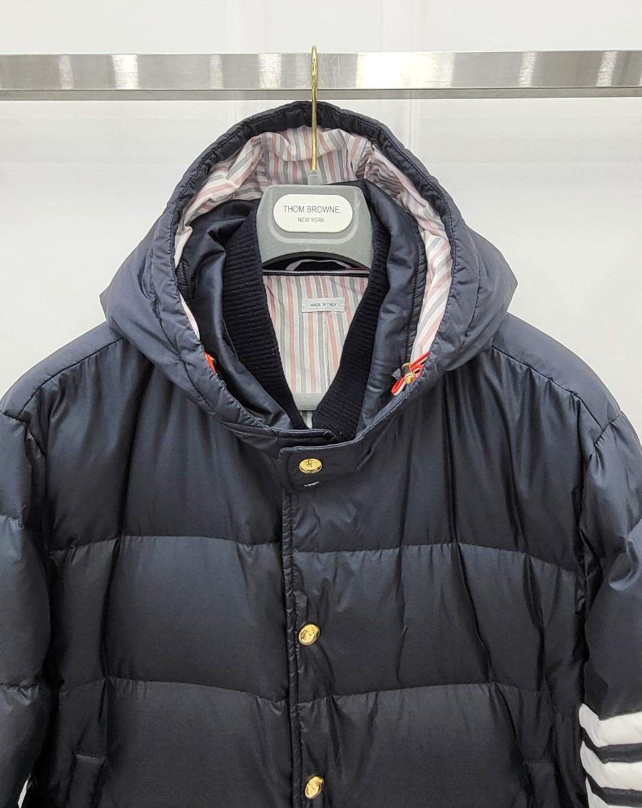 [미다스] 톰브라운 사선 완장 롱 패딩 MOD041X 3