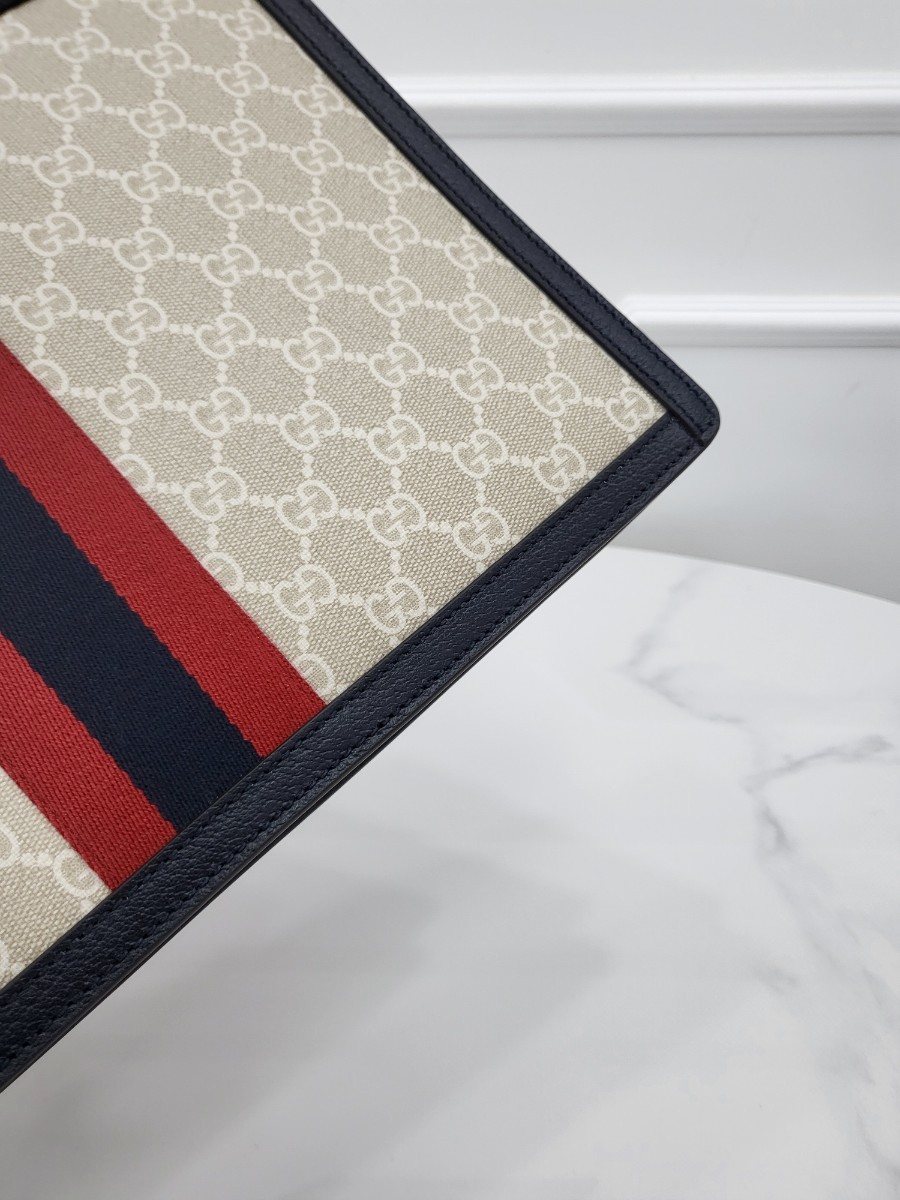 [미다스] 구찌 GG수프림 리미티드 클러치 674078