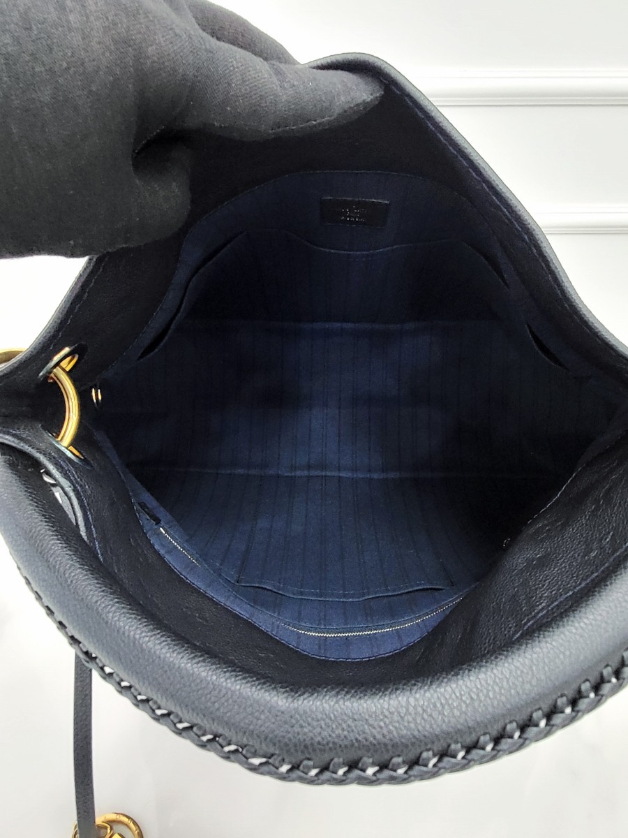 [미다스] 루이비통 앗치 MM 앙프렝뜨 숄더백 다크네이비 M93448