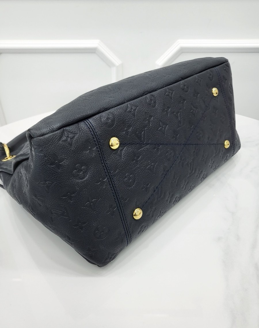 [미다스] 루이비통 앗치 MM 앙프렝뜨 숄더백 다크네이비 M93448