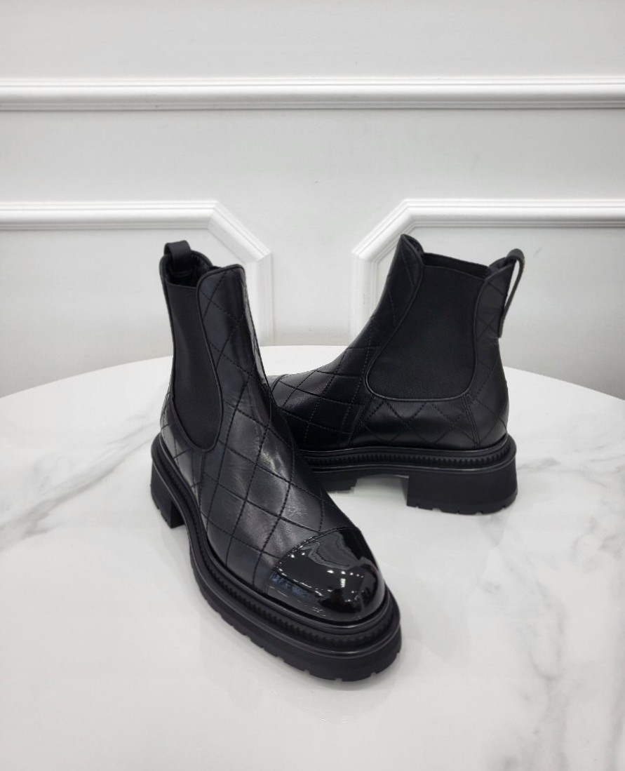 [미다스] 샤넬 카프스킨 페이던트 앵클 부츠 36C G45087