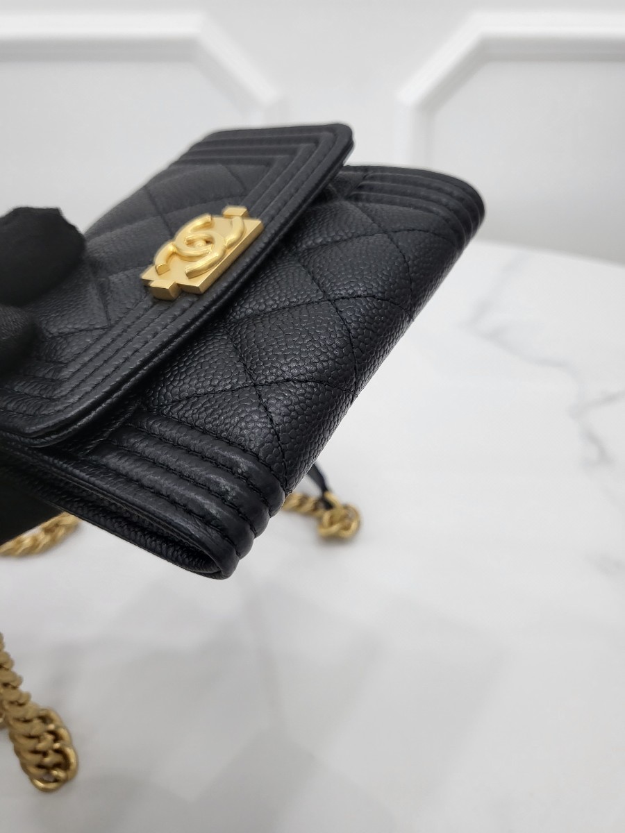 [미다스] 샤넬 캐비어 보이 플랩 체인 미니백 금장 AP2206 31번대