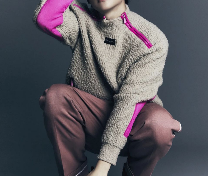 [미다스] 디올 지퍼 디테일 카라 스웨터 XL 383M640AT547