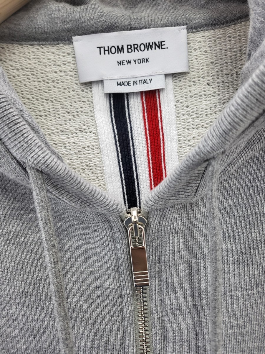 [미다스] 톰브라운 코튼 루프백 후드집업 그레이 MJT153A 1