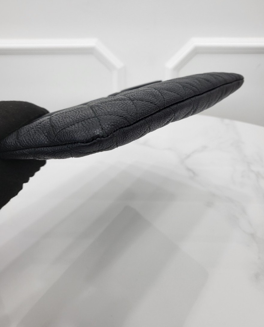 [미다스] 샤넬 코스메틱 플랩 클러치 A81944